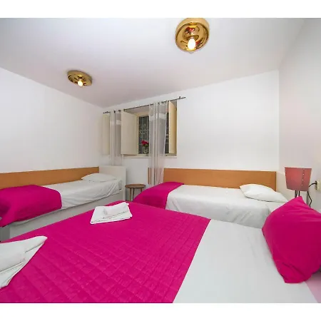 조로 아파트먼트